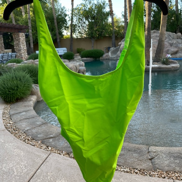 SKIMS Other - SKIMS Scoop Neck One Piece - Limited Edition Neon Green 🔥💚 Sold Out Online!